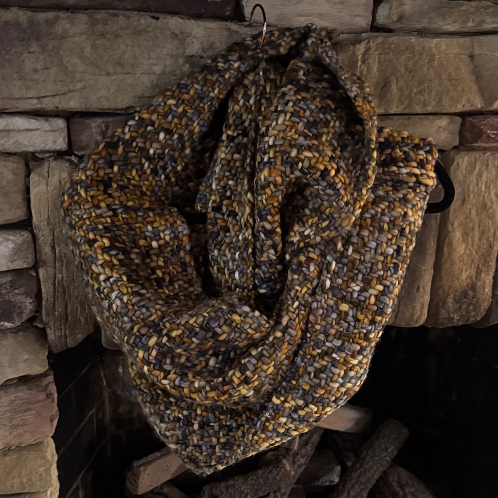 Chunky Knit Infinity Scarf